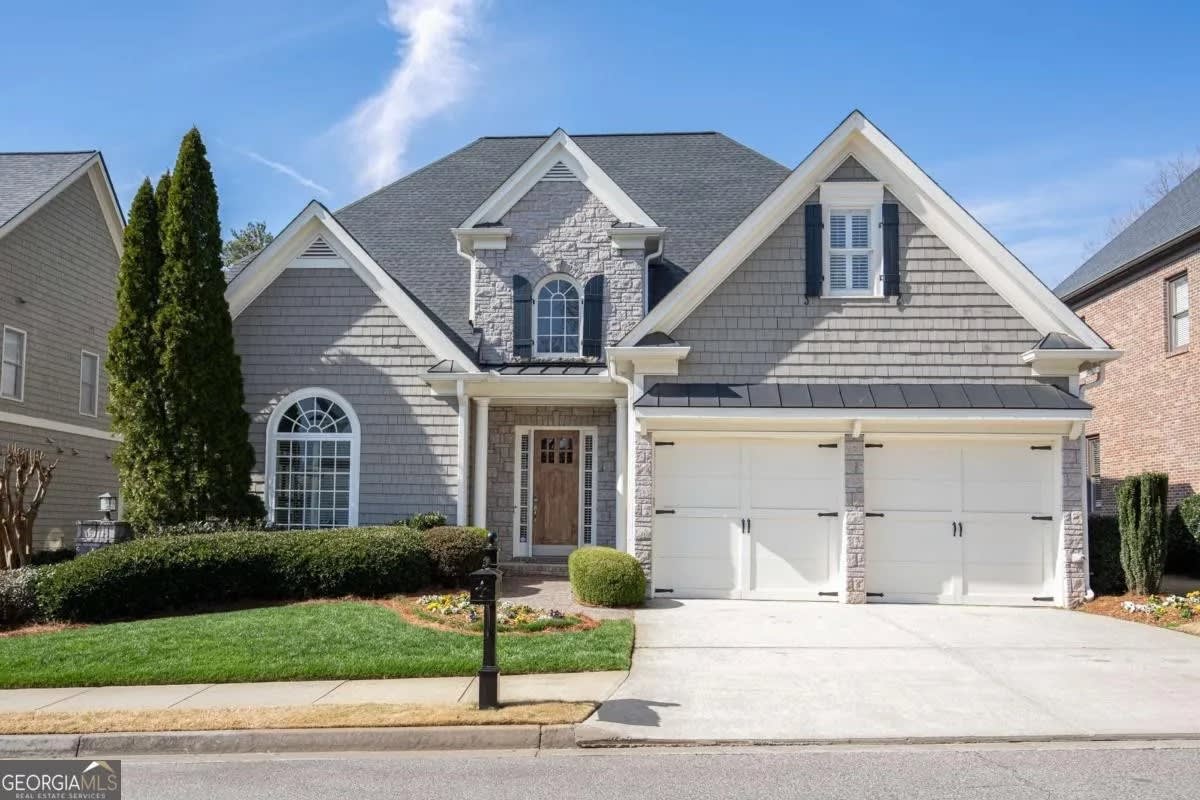 50% OFF SATURDAY-Find Your PERFECT PIECE at This Charming Home in Brookhaven!