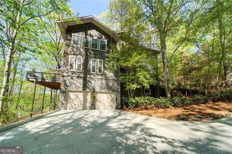 50% OFF SATURDAY-Find Your PERFECT PIECE at This Gorgeous Home in Alpharetta!