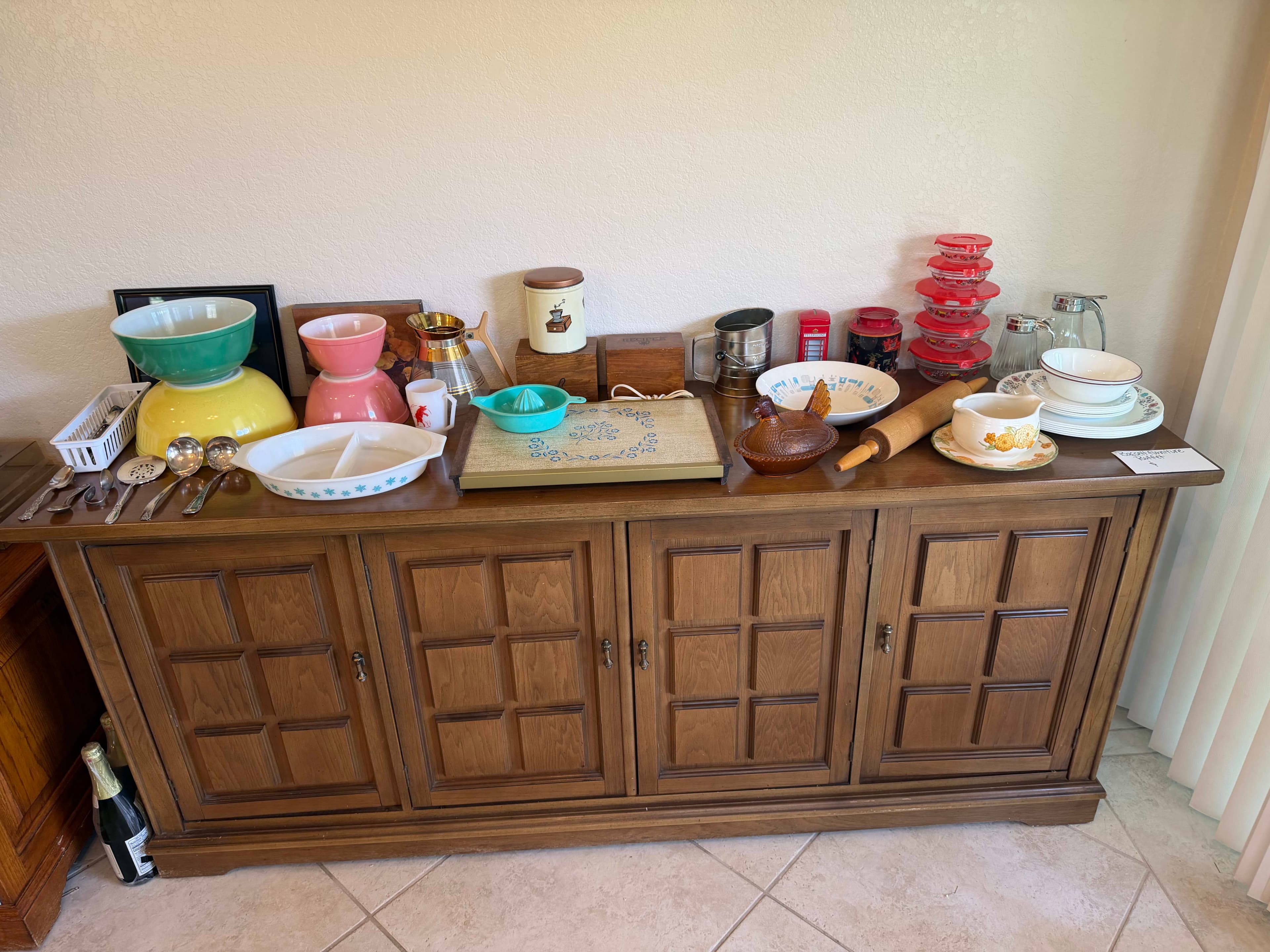 50% OFF/ GATE CODE #7122 Grasons Coachella Valley, Cherry Valley Estate Sale