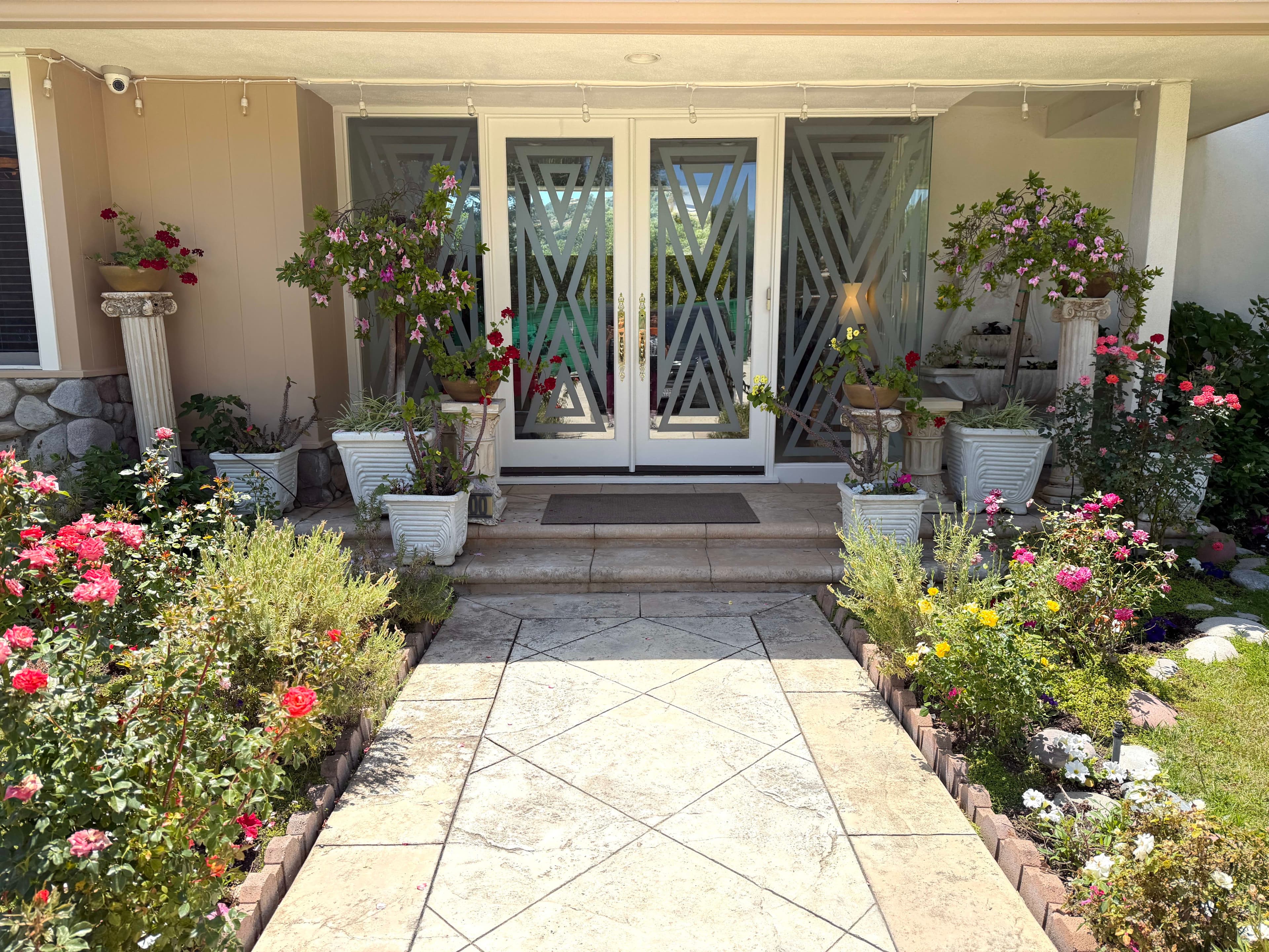 75% off Sunday!- Elegance & Abundance in Woodland Hills