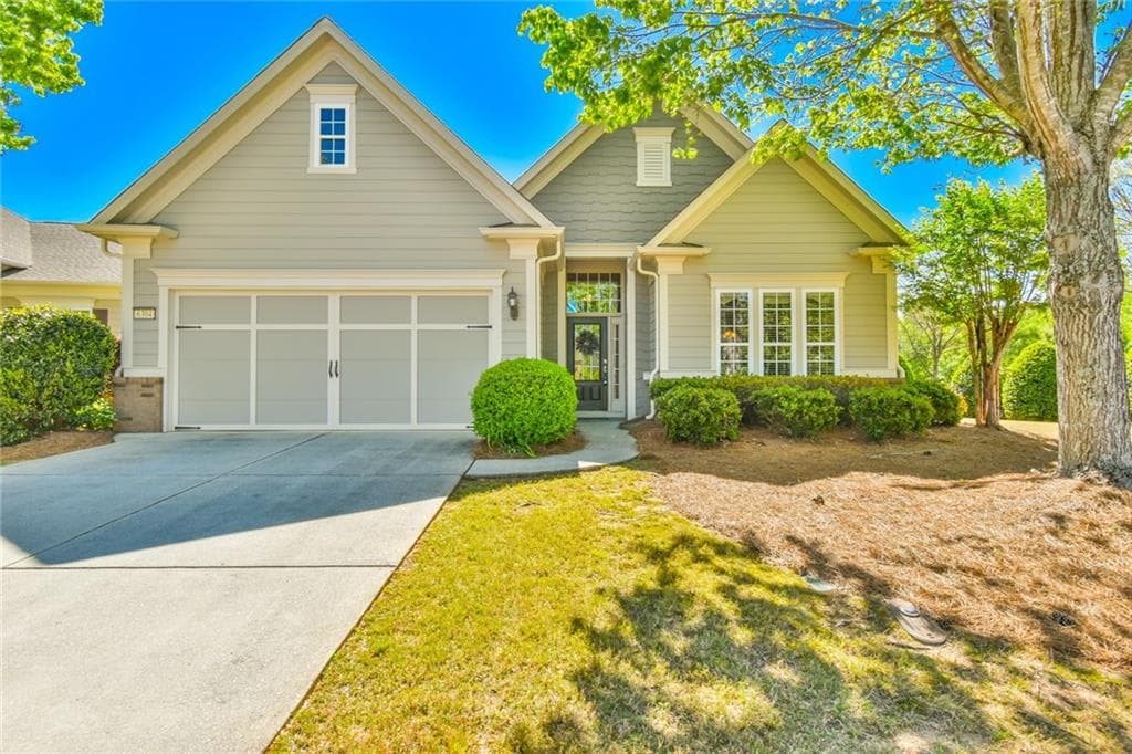 50% OFF SATURDAY-Come Find Your PERFECT PIECE at This Adorable Home in Hoschton!